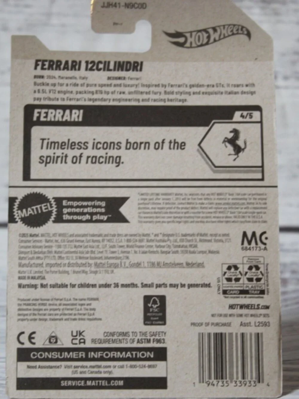 2026 Hot Wheels RED FERRARI 12Cilindri with protector
